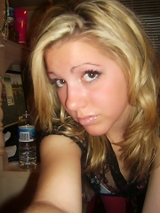 sweet girl with nice tits assorted pix